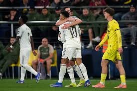 换个角度再看一次阿门这个球飞了多远，空中还闪过一人